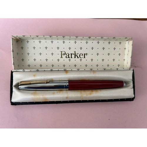256 - Vintage Collectible Parker Fountain Pen