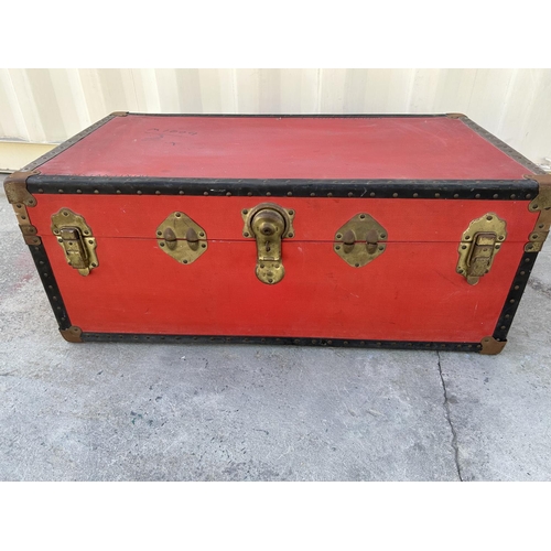 126 - Vintage Hard Shell Decorative Travel Chest/Trunk (93 W. x 51 D. x 36cm H.)