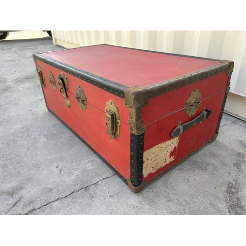 126 - Vintage Hard Shell Decorative Travel Chest/Trunk (93 W. x 51 D. x 36cm H.)