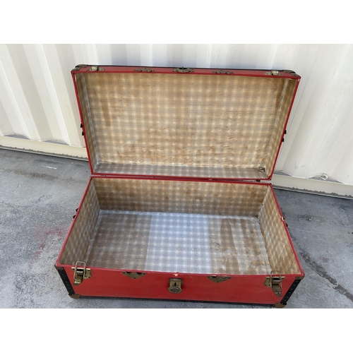 126 - Vintage Hard Shell Decorative Travel Chest/Trunk (93 W. x 51 D. x 36cm H.)