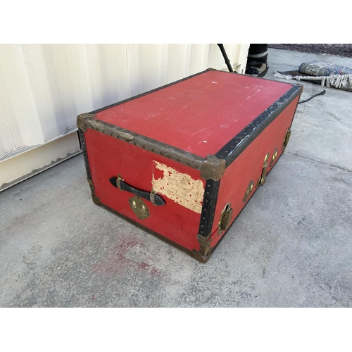 126 - Vintage Hard Shell Decorative Travel Chest/Trunk (93 W. x 51 D. x 36cm H.)