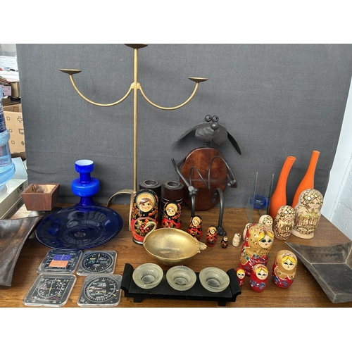 242 - Qty of Miscellaneous Items and Decorations Incl. x3 Russian Matryoshkas