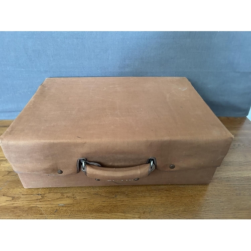 138 - Antique Circa 1910 English Edwardian Gentleman's Travel Leather Suitcase