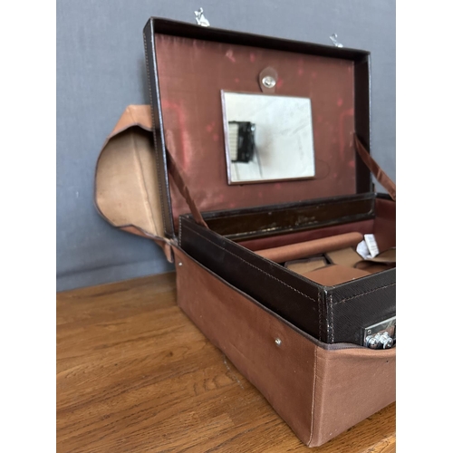 138 - Antique Circa 1910 English Edwardian Gentleman's Travel Leather Suitcase