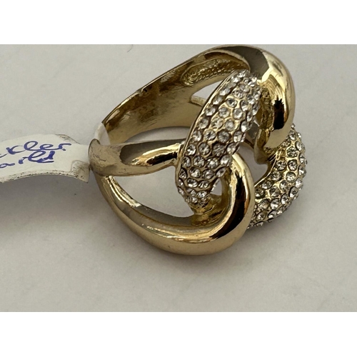 158 - Designer Harald Gloockler Ring