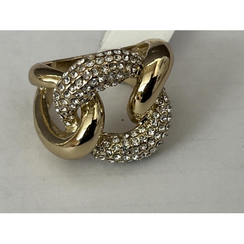 158 - Designer Harald Gloockler Ring