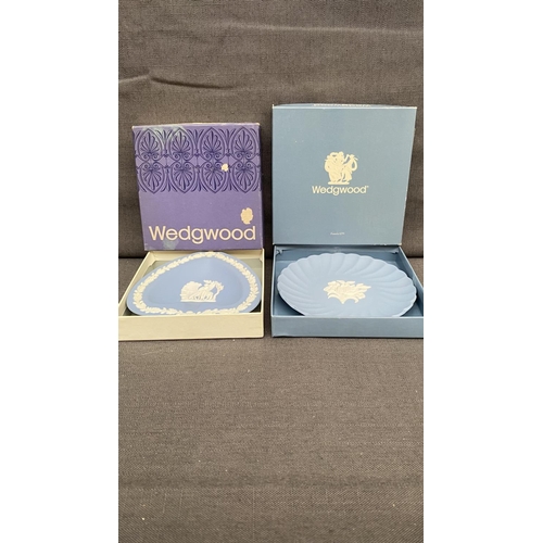 143 - x2 Wedgwood Blue Jasperware Spade Dish/Heart Ring Dish Together with Blue Fluted Candy Tray (Unused,... 