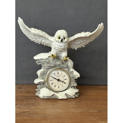 170 - Snowy Owl Juliana Mantle Clock