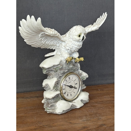 170 - Snowy Owl Juliana Mantle Clock