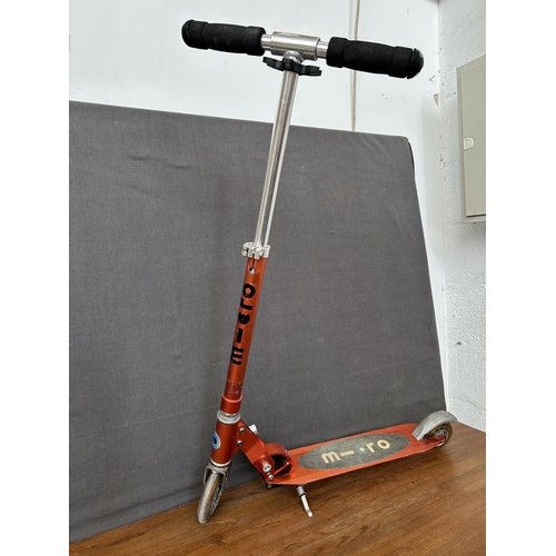 174 - Micro Push Scooter