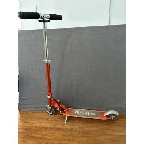 174 - Micro Push Scooter