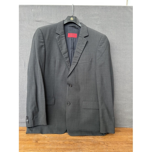 289 - Hugo Boss Virgin Wool Men's Jacket size 50/L - Taken Back 24/11/2025