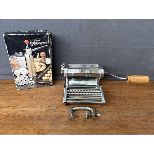 290 - Vintage Imperia SP150 Manual Roller Pasta Machine Together with Biscuit Press