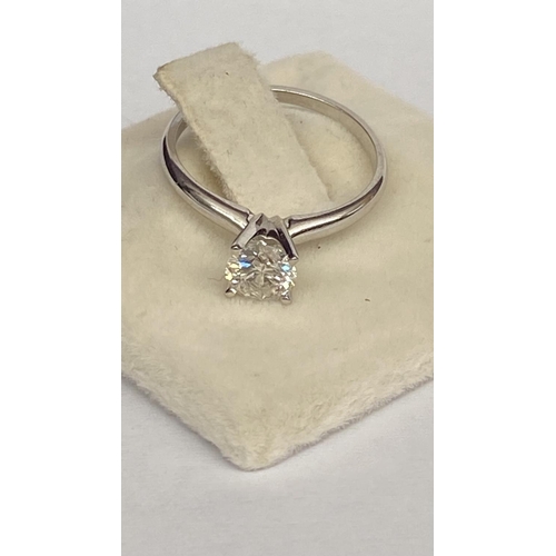 253B - Solitaire 14ct White Gold with Diamond Center Stone