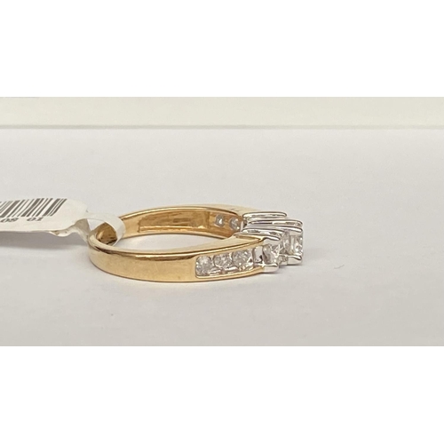 253C - Trilogy Style 14ct Diamond Ring 4.4gr