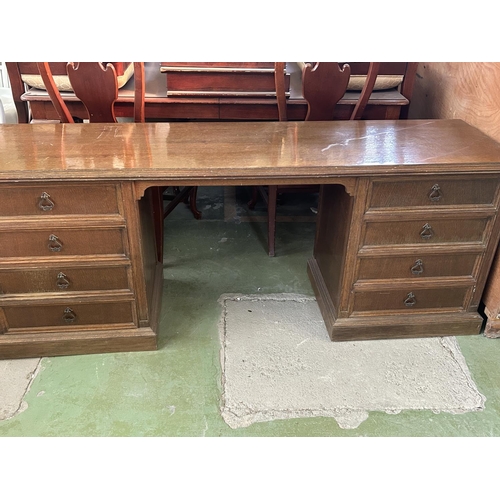 314 - Vintage Solid Oak Classic Kneehole Desk with Multiple Drawers (187 W. x 50 D. x 73cm H.)