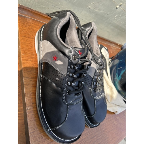 342 - Roto Grip Bowling Ball Together with Pair of Bowling Shoes Size 45 in Brunswick Gear Bag