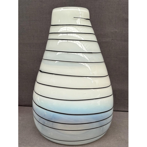 Lot 32        