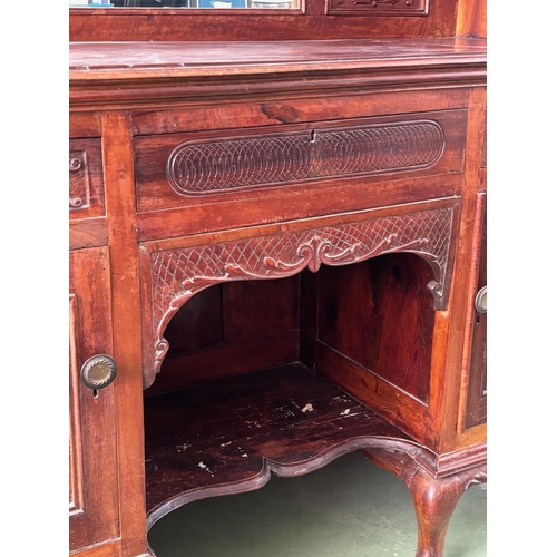 150 - Beautiful Antique Victorian Style Sideboard/Chiffonier with Large Central Mirror, Wood Carvings, Upp... 
