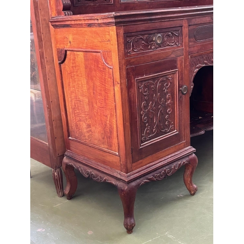 150 - Beautiful Antique Victorian Style Sideboard/Chiffonier with Large Central Mirror, Wood Carvings, Upp... 