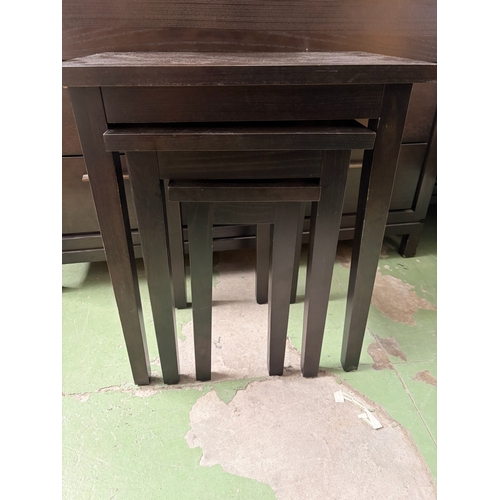 34 - Drexel Heritage USA Dark Wood Nest of 3 Tables - Code AM7154G