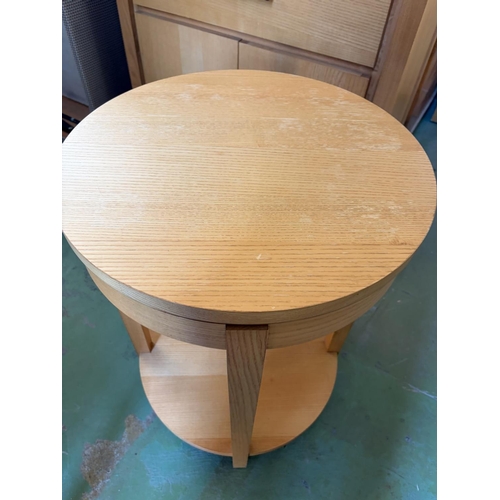 21 - Drexel Heritage USA Wooden Light Blonde Finish 2-Tier Circular Lamp Table - Code AM7162V