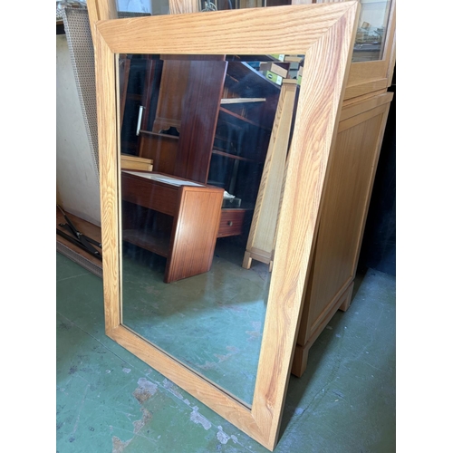 30 - American Drexel Heritage Light Blonde Wood Beveled Mirror (71 W. x 102cm H.) - Code AM7165C