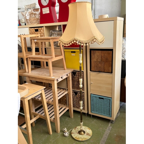 3A - Beautiful Vintage Floor Lamp with Brass and Onyx Shaft and Beige Fringed Fabric Shade (170cm H.)