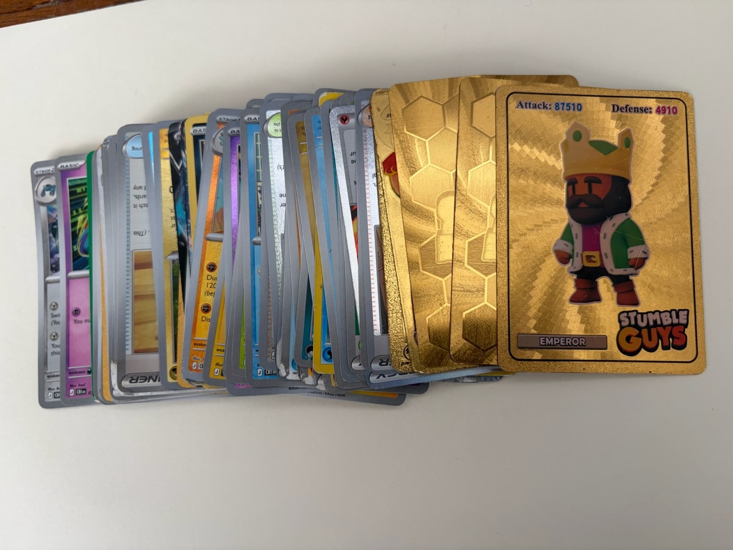 Lot of 60 Pokemon Cards