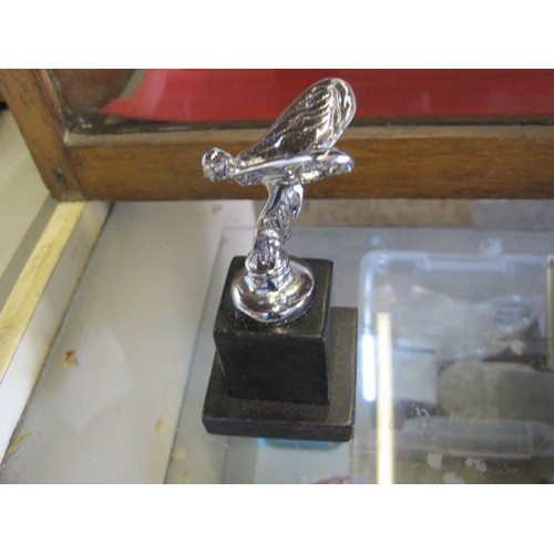 17 - Spirit of Ecstasy figure