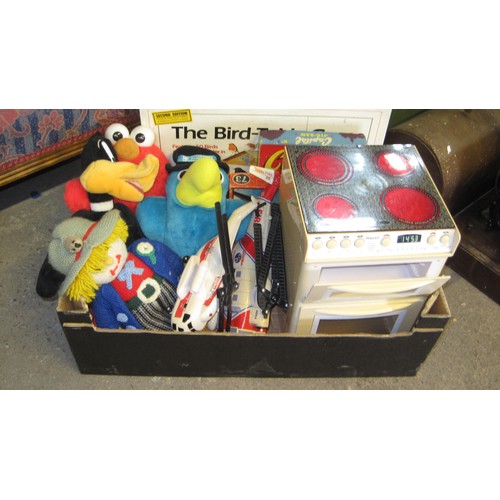 217 - Tray of toys