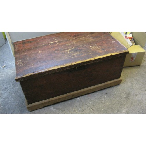 230 - A wooden footlocker containing leather and other bags