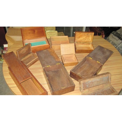 233 - An assortment of treen boxes including a vintage glove box