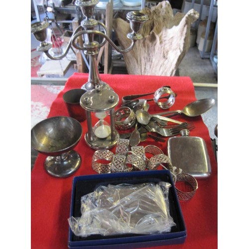 282 - A large bag of silver plate items