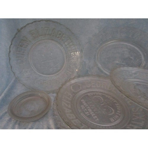 81 - Collection of commemorative glass plates