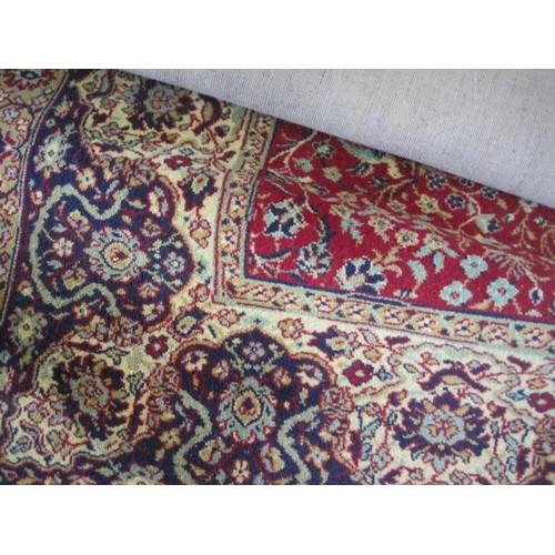 153 - A 12' x 9' Wilton wool Carpet in good order