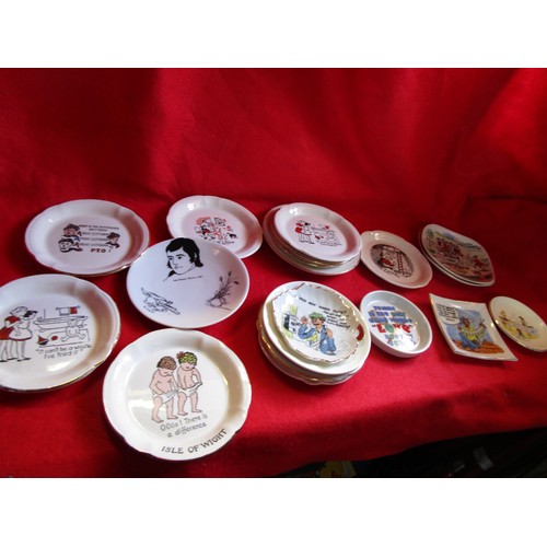 70 - A box of 1970s humourous pin dishes