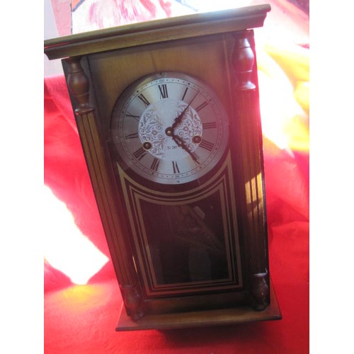 290 - x1 modern Vienna Regulator clock