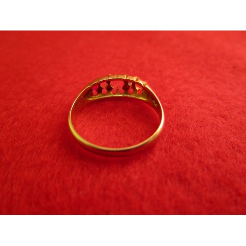 164 - An 18ct gold ring missing stones, approx weight 2.5g