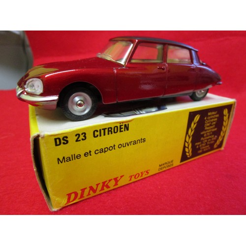 105 - Dinky Toys France (made in Spain) original #530 DS23 Citroen, boxed. Crease to box, vehicle immacula... 