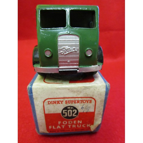 113 - Dinky Supertoys #502 Foden Flat Truck finished in rare green, boxed. Box very good with some foxing ... 