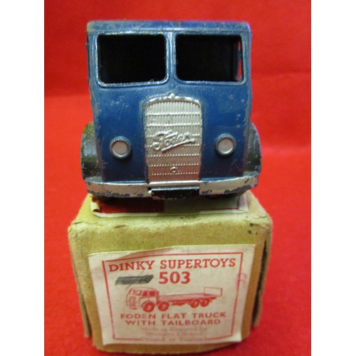 114 - An interesting Dinky Supertoys 503 Foden Flat Truck with Tailboard box (an early plain card example)... 