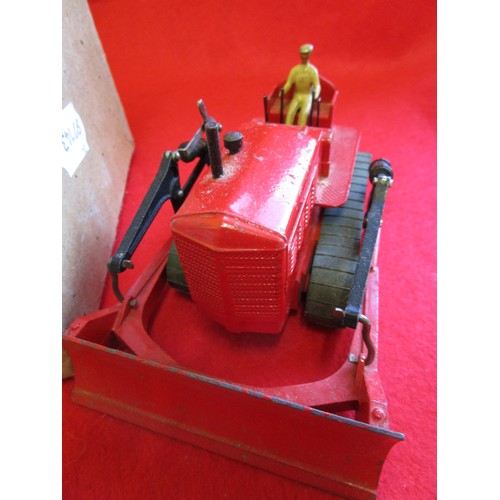 115 - A Dinkey Supertoys #561 Blaw Knox Bulldozer, boxed, ond Xmas label to top of box, vehicle good with ... 