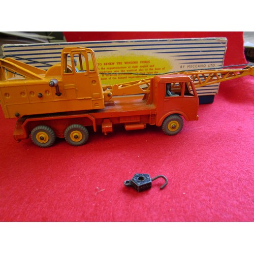 120 - Dinky Supertoys #972 20-Ton Lorry-Mounted Crane 