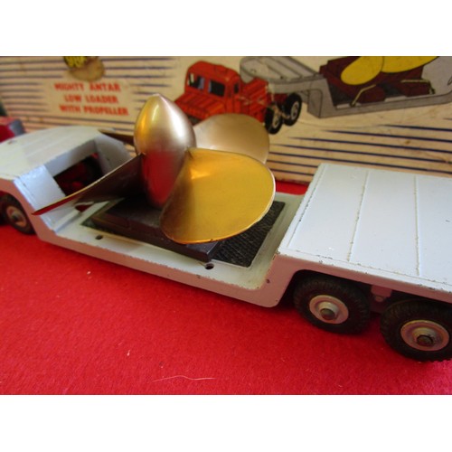 122 - Dinky Supertoys #986 Mighty Antar Low Loader with Propeller, boxed, some wear to paint and chips thr... 