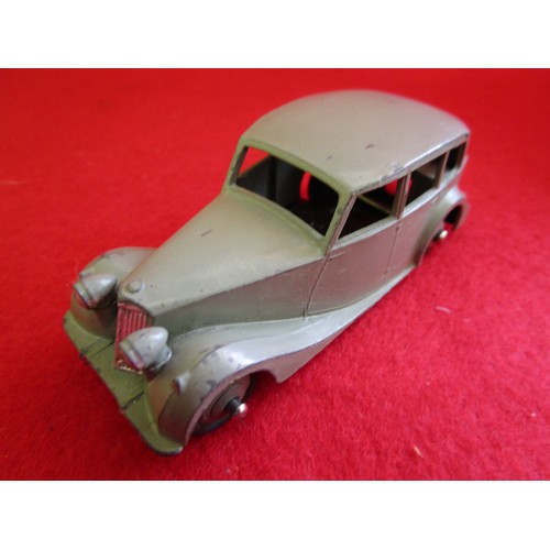 131 - A Dinky Toys 40b Triumph 1800 Saloon, unboxed, very clean, tyres good