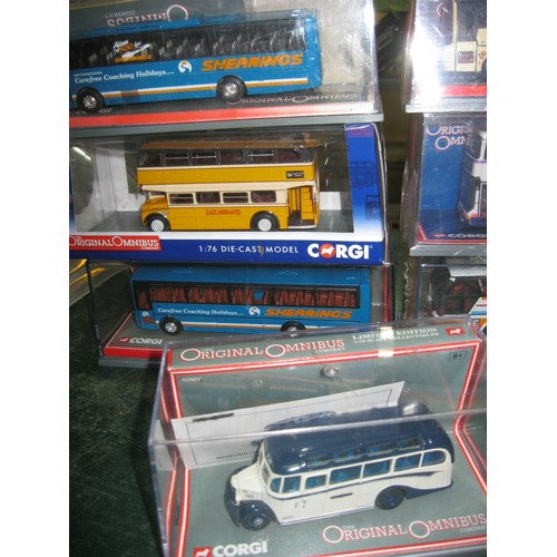 273 - 11 Corgi Original Omnibus die cast models of buses and coaches including 2 bus 'bridges & spires' se... 