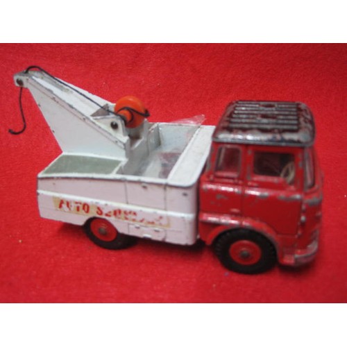 191 - Dinky Crash truck in fair  condition complete withcrane  hook