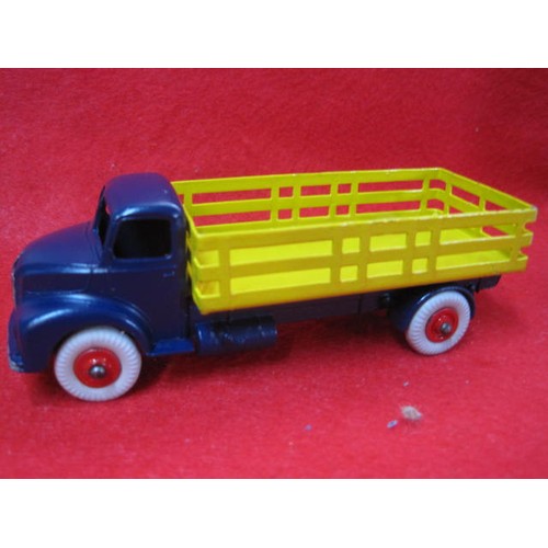 196 - Dinky Leyland Comet Truck in mint condition (Poss repaint)