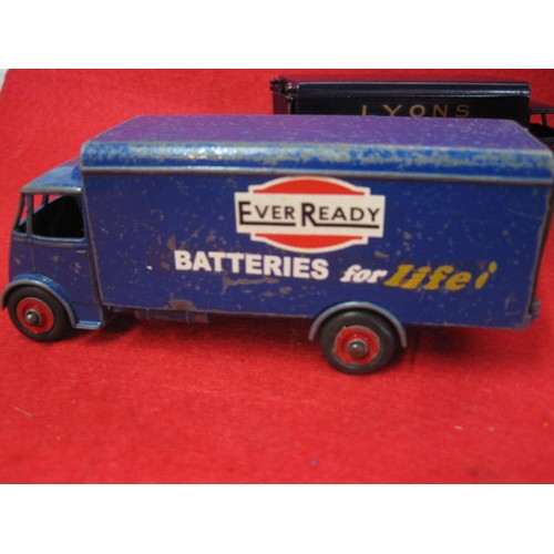 200 - 4 Dinky Guy Lorries ,Lyons ,Ever ready ,Slumberland and Robertson Golly Golden Shred Marmalade  all ... 